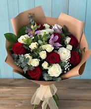 Букет цветов из:  Розы и Альстромерии в Шелковской