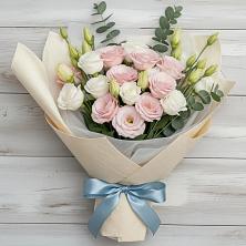 Букет цветов из:  Лизиантусы в Шелковской