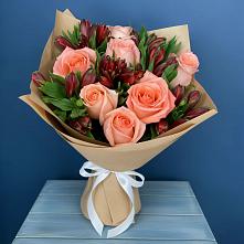 Букет цветов из:  Розы и Альстромерии #REPLACE_PRED# Шелковской