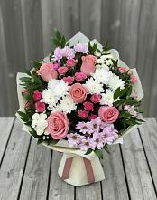 Букет цветов из:  Альстромерии, Гвоздики, Розы и Хризантемы в Шелковской