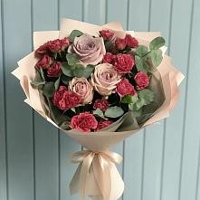 Букет цветов из:  Гвоздики и Розы в Шелковской