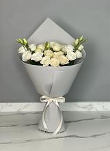 Букет цветов из:  Розы и Лизиантусы в Шелковской